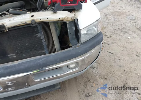 1998 Dodge Ram 1500 из США, поврежденный, VIN 3B7HC13Z7WG219035